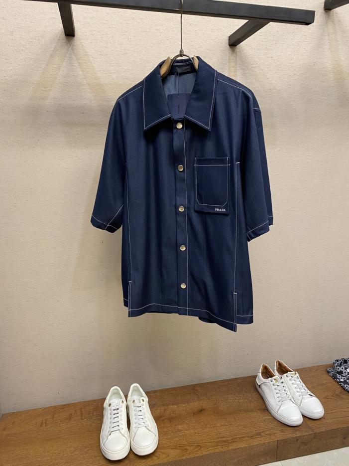 designer,replica,clothing,fake,1:1,lv,luxury,high quality Prada navy blue short-sleeved shirt (95RR1) designer,replica,clothing,fake,1:1,lv,luxury,high quality Prada navy blue short-sleeved shirt (95RR1)
