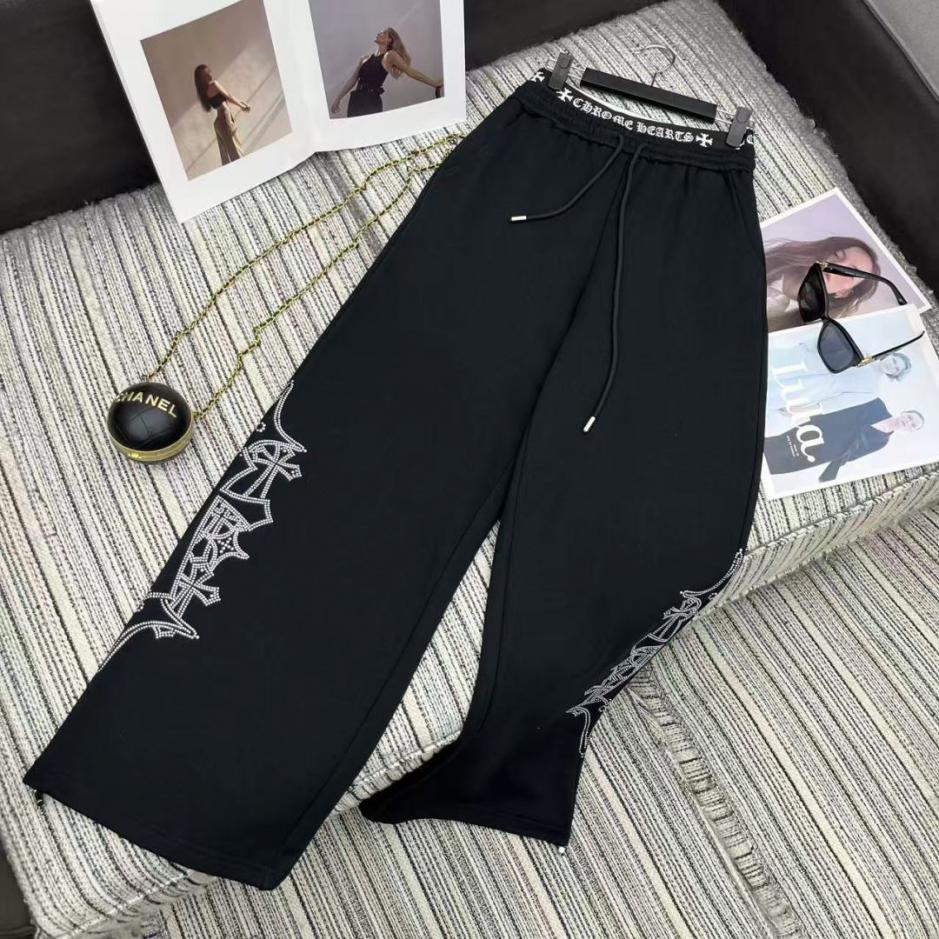 designer,replica,clothing,fake,1:1,lv,luxury,high quality Chrome Hearts New Letter Logo Elastic Double-Head Waist Casual Wide-Leg Pants, Drawstring Hem, Rhinestone Logo (0AZW5) designer,replica,clothing,fake,1:1,lv,luxury,high quality Chrome Hearts New Letter Logo Elastic Double-Head Waist Casual Wide-Leg Pants, Drawstring Hem, Rhinestone Logo (0AZW5)
