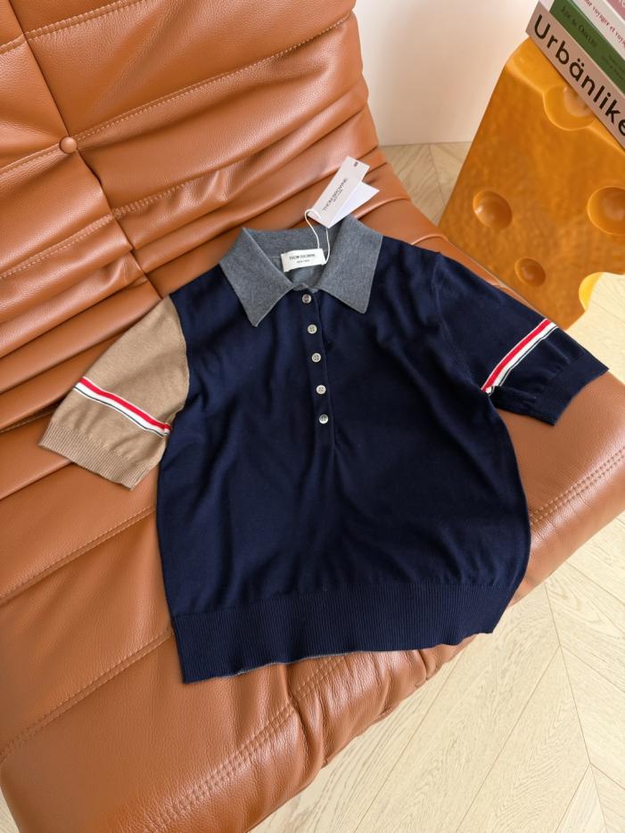 designer,replica,clothing,fake,1:1,lv,luxury,high quality New Arrival 26: Color-blocked Collared Knit Top (2IB89) designer,replica,clothing,fake,1:1,lv,luxury,high quality New Arrival 26: Color-blocked Collared Knit Top (2IB89)
