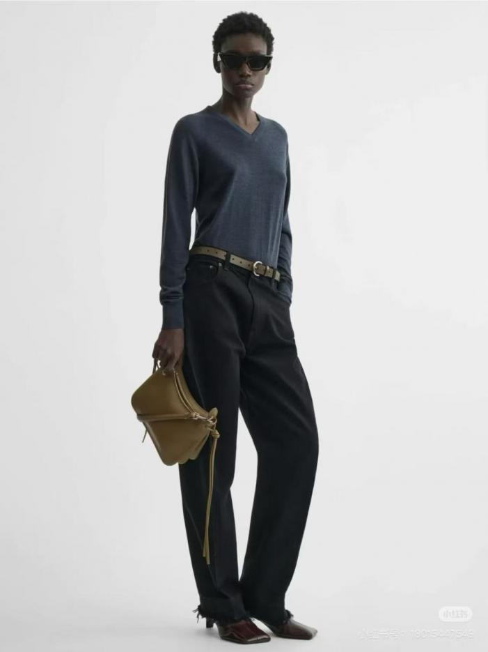 designer,replica,clothing,fake,1:1,lv,luxury,high quality Arch jeans with curved, tapered, slanted seams, three-dimensional tailoring, and handcrafted frayed edges (G7UC5) designer,replica,clothing,fake,1:1,lv,luxury,high quality Arch jeans with curved, tapered, slanted seams, three-dimensional tailoring, and handcrafted frayed edges (G7UC5)