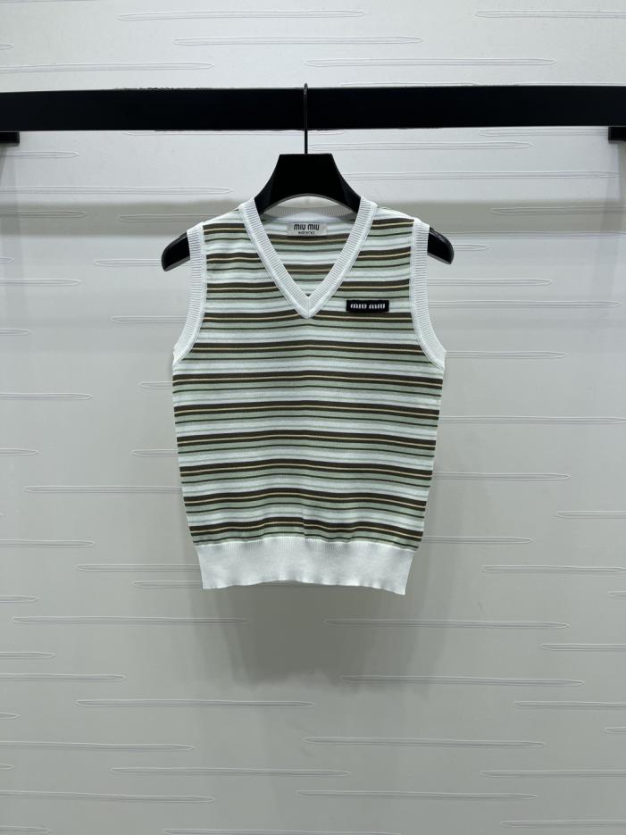 designer,replica,clothing,fake,1:1,lv,luxury,high quality MiuMiu’s latest early spring collection: Striped knit vest (BB4ZC) designer,replica,clothing,fake,1:1,lv,luxury,high quality MiuMiu’s latest early spring collection: Striped knit vest (BB4ZC)