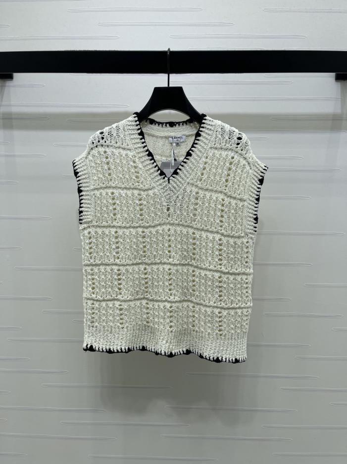 designer,replica,clothing,fake,1:1,lv,luxury,high quality CHANEL’s latest early spring collection: Color-blocked woven V-neck knit vest (3806M) designer,replica,clothing,fake,1:1,lv,luxury,high quality CHANEL’s latest early spring collection: Color-blocked woven V-neck knit vest (3806M)