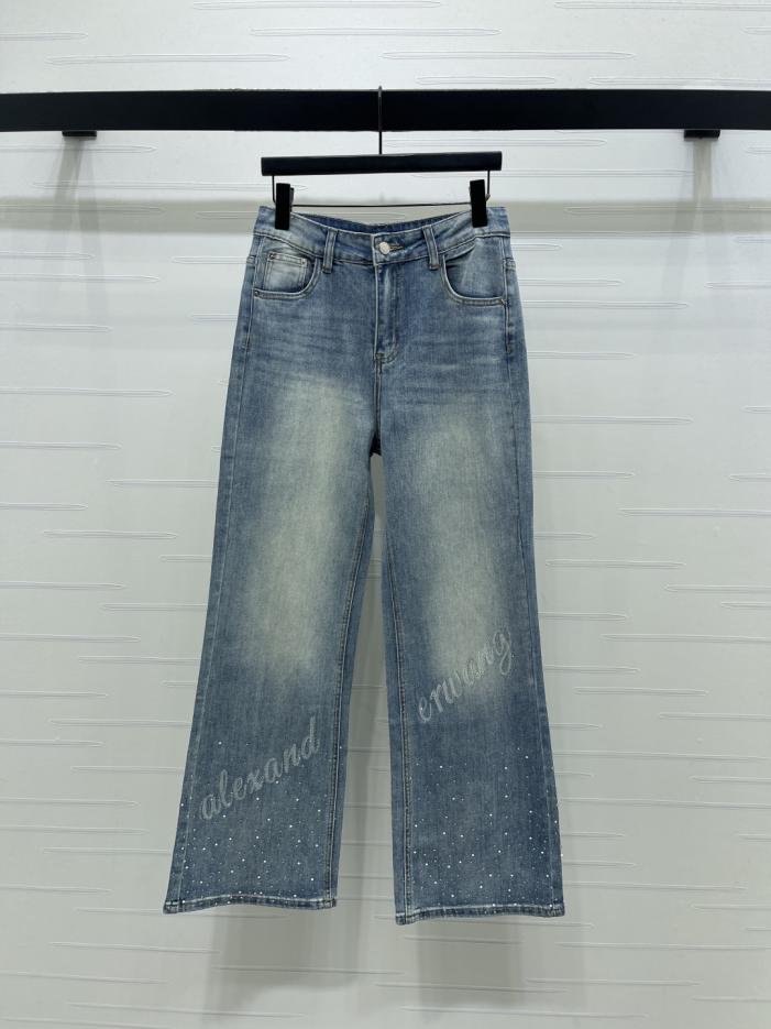 designer,replica,clothing,fake,1:1,lv,luxury,high quality CHANEL’s latest early spring collection: Rhinestone-embellished flared jeans (J4OJ4) designer,replica,clothing,fake,1:1,lv,luxury,high quality CHANEL’s latest early spring collection: Rhinestone-embellished flared jeans (J4OJ4)