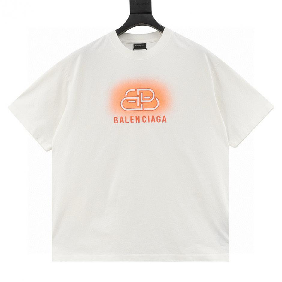 designer,replica,clothing,fake,1:1,lv,luxury,high quality BALENCIAGA Lock-on Letter Embroidery and Inkjet Ripped Short-Sleeve T-Shirt (5316) designer,replica,clothing,fake,1:1,lv,luxury,high quality BALENCIAGA Lock-on Letter Embroidery and Inkjet Ripped Short-Sleeve T-Shirt (5316)