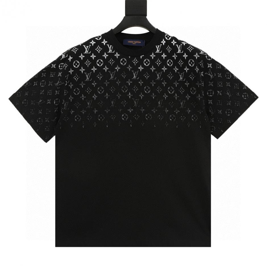 designer,replica,clothing,fake,1:1,lv,luxury,high quality Louis Vuitton classic gradient all-over logo print short-sleeved T-shirt (A045) designer,replica,clothing,fake,1:1,lv,luxury,high quality Louis Vuitton classic gradient all-over logo print short-sleeved T-shirt (A045)