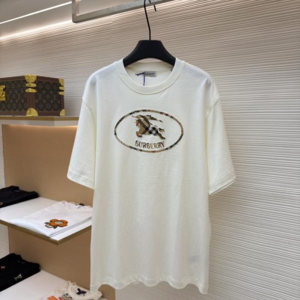 designer,replica,clothing,fake,1:1,lv,luxury,high quality Burberry Circular Horse Embroidered T-Shirt (2XKT0)