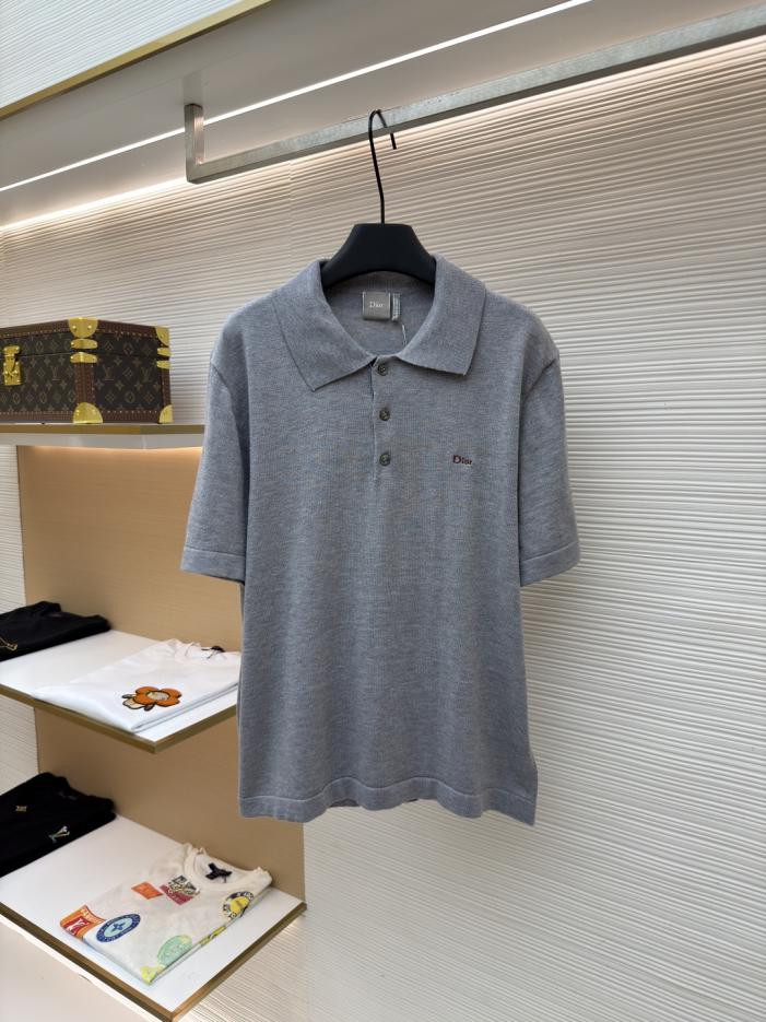 designer,replica,clothing,fake,1:1,lv,luxury,high quality Dior logo embroidered knit short-sleeved polo shirt (9Q4Q8) designer,replica,clothing,fake,1:1,lv,luxury,high quality Dior logo embroidered knit short-sleeved polo shirt (9Q4Q8)