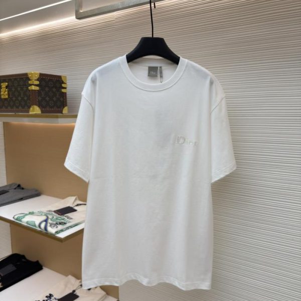 designer,replica,clothing,fake,1:1,lv,luxury,high quality Dior T-shirt with embroidered small letters on the chest (K5QHL)