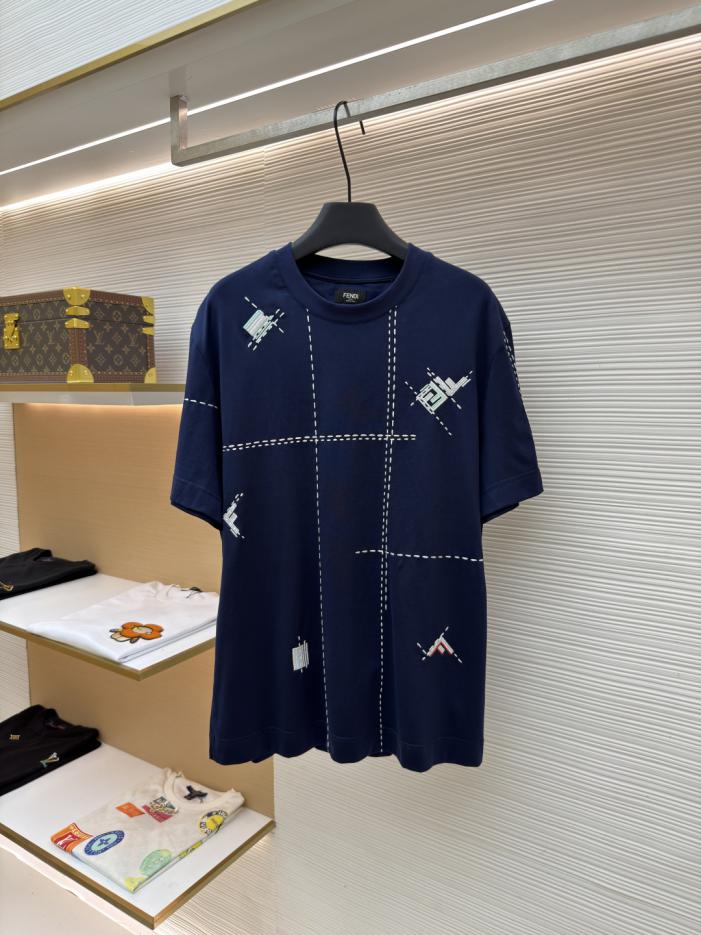 designer,replica,clothing,fake,1:1,lv,luxury,high quality Fendi crew neck short-sleeved shirt with embroidered seams (D8JWS) designer,replica,clothing,fake,1:1,lv,luxury,high quality Fendi crew neck short-sleeved shirt with embroidered seams (D8JWS)