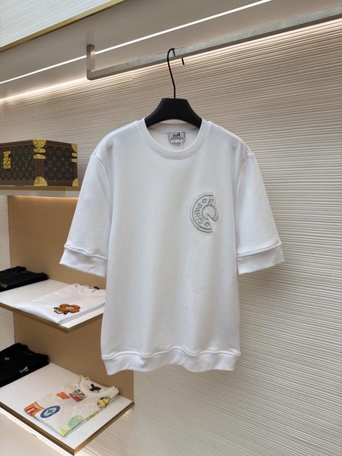 designer,replica,clothing,fake,1:1,lv,luxury,high quality HERNES Embroidered Appliqué C.D.S Crew Neck Short Sleeve T-Shirt (ZN47S) designer,replica,clothing,fake,1:1,lv,luxury,high quality HERNES Embroidered Appliqué C.D.S Crew Neck Short Sleeve T-Shirt (ZN47S)