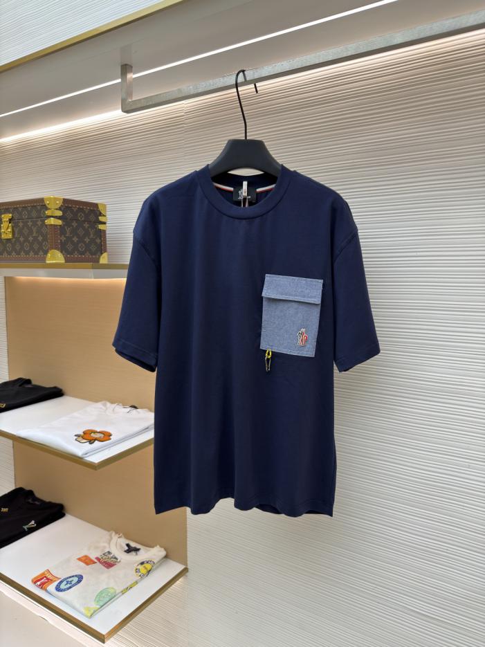 designer,replica,clothing,fake,1:1,lv,luxury,high quality Moncler Logo Pocket Short-Sleeve T-Shirt (VRJ9U) designer,replica,clothing,fake,1:1,lv,luxury,high quality Moncler Logo Pocket Short-Sleeve T-Shirt (VRJ9U)