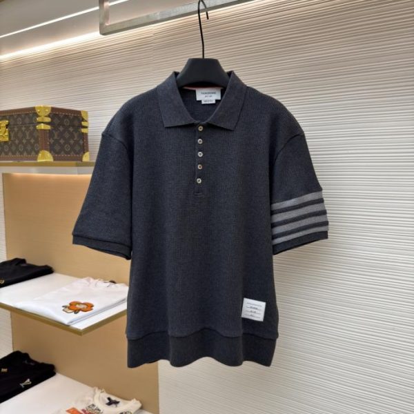 designer,replica,clothing,fake,1:1,lv,luxury,high quality THOM BROWNE Waffle Knit Polo Shirt (E18D0)