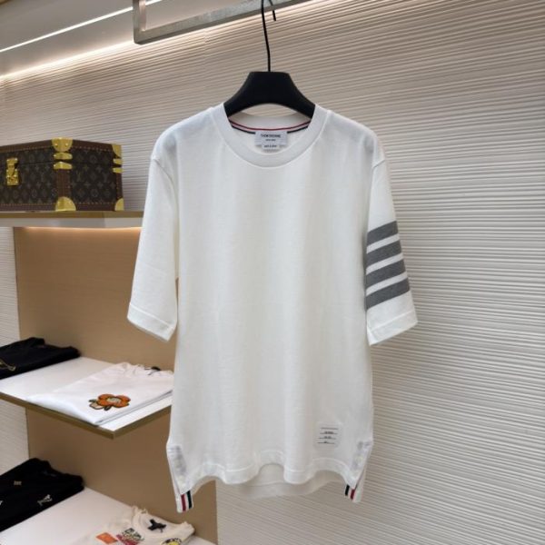 designer,replica,clothing,fake,1:1,lv,luxury,high quality THOM BROWNE Piqué Cotton Knit Short-Sleeve T-Shirt (NQW1H)