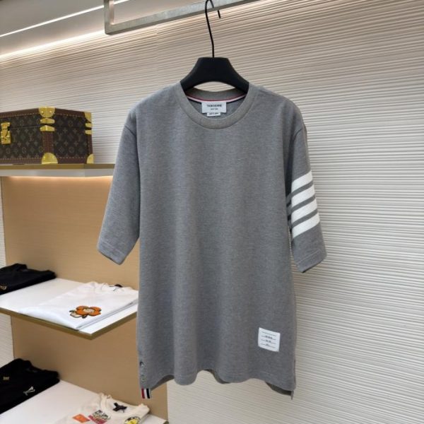 designer,replica,clothing,fake,1:1,lv,luxury,high quality THOM BROWNE Piqué Cotton Knit Short-Sleeve T-Shirt (VYJVL)