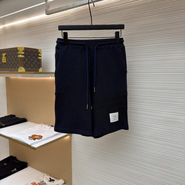 designer,replica,clothing,fake,1:1,lv,luxury,high quality THOM BROWNE Vertical Striped Shorts (KWYT4)