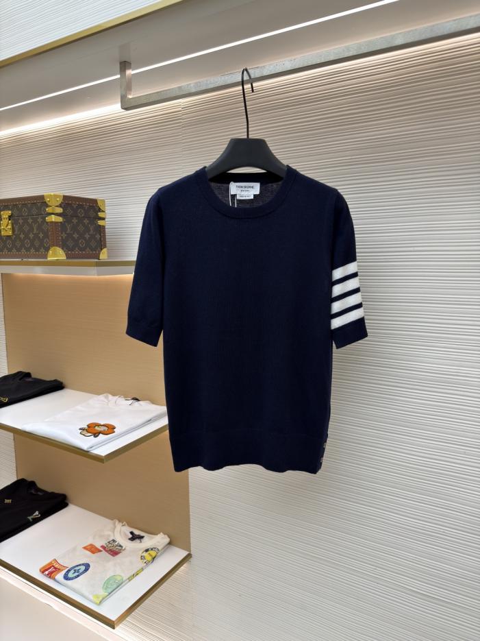 designer,replica,clothing,fake,1:1,lv,luxury,high quality THOM BROWNE Classic Knit Short-Sleeve T-Shirt (FBLD4) designer,replica,clothing,fake,1:1,lv,luxury,high quality THOM BROWNE Classic Knit Short-Sleeve T-Shirt (FBLD4)