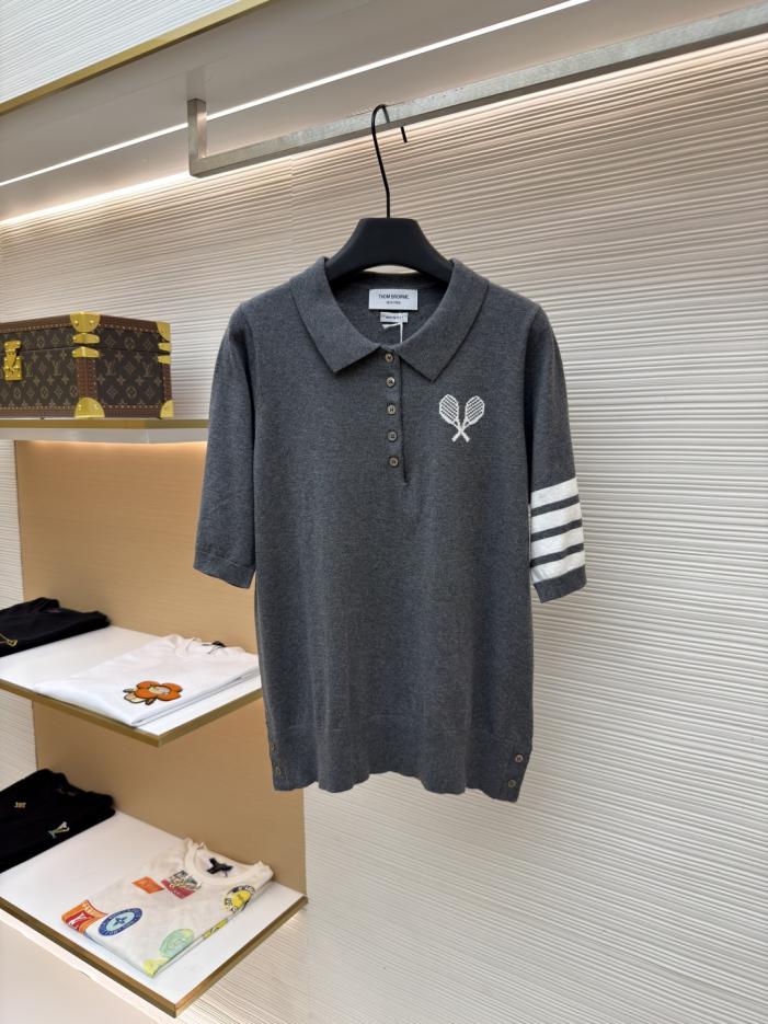 designer,replica,clothing,fake,1:1,lv,luxury,high quality THOM BROWNE Tennis Racket Polo Shirt (TMT0C) designer,replica,clothing,fake,1:1,lv,luxury,high quality THOM BROWNE Tennis Racket Polo Shirt (TMT0C)