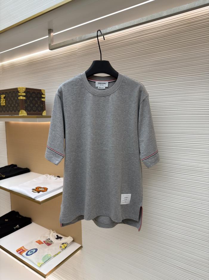 designer,replica,clothing,fake,1:1,lv,luxury,high quality THOM BROWNE Tricolor Striped Crew Neck Short-Sleeve T-Shirt with Cuffs (OQKQM) designer,replica,clothing,fake,1:1,lv,luxury,high quality THOM BROWNE Tricolor Striped Crew Neck Short-Sleeve T-Shirt with Cuffs (OQKQM)