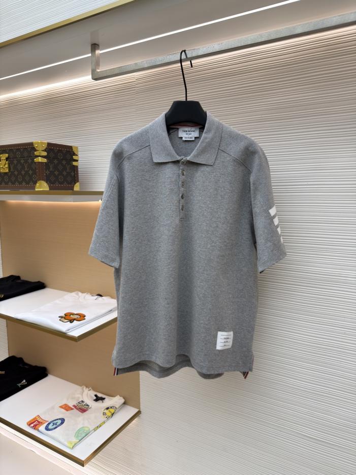 designer,replica,clothing,fake,1:1,lv,luxury,high quality THOM BROWNE ribbed raglan sleeve polo shirt (FLKLU) designer,replica,clothing,fake,1:1,lv,luxury,high quality THOM BROWNE ribbed raglan sleeve polo shirt (FLKLU)