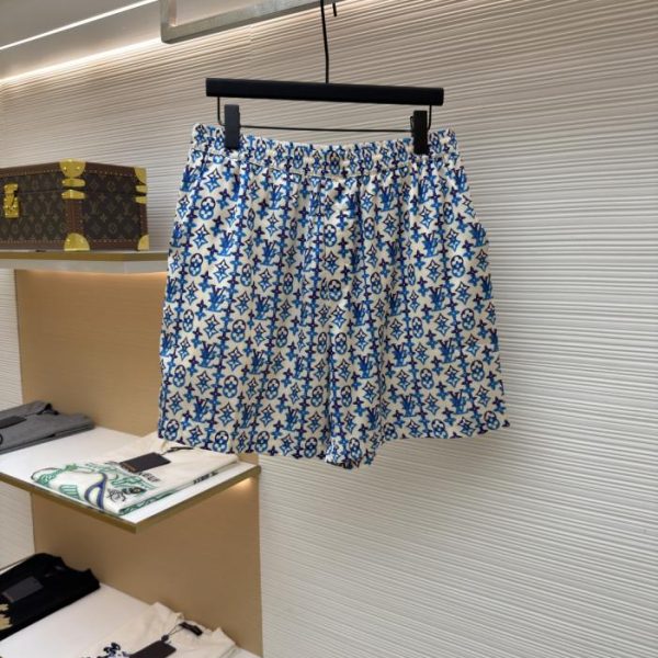 designer,replica,clothing,fake,1:1,lv,luxury,high quality LOUIS VUITTON Overlap Pattern Printed Silk Shorts (R32E3)