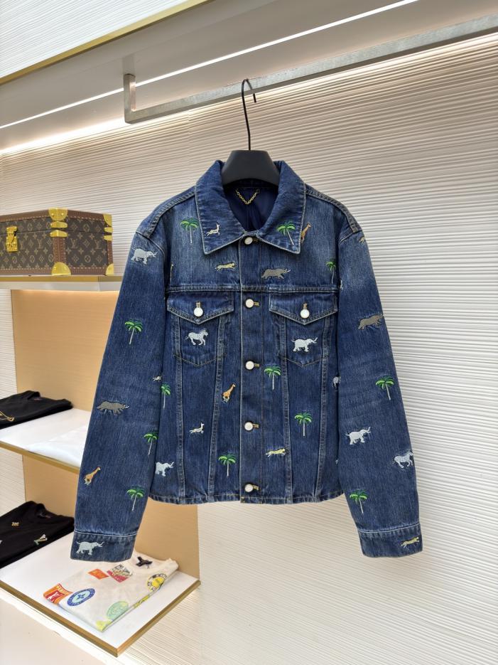 designer,replica,clothing,fake,1:1,lv,luxury,high quality LOUIS VUITTON Denim Jacket with All-Over Animal and Plant Embroidery (J5IEY) designer,replica,clothing,fake,1:1,lv,luxury,high quality LOUIS VUITTON Denim Jacket with All-Over Animal and Plant Embroidery (J5IEY)