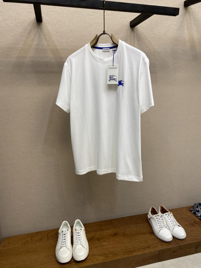 designer,replica,clothing,fake,1:1,lv,luxury,high quality Burberry equestrian embroidered crew neck T-shirt (ZSQQA) designer,replica,clothing,fake,1:1,lv,luxury,high quality Burberry equestrian embroidered crew neck T-shirt (ZSQQA)