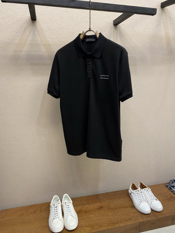designer,replica,clothing,fake,1:1,lv,luxury,high quality Moncler logo print polo shirt (UB731) designer,replica,clothing,fake,1:1,lv,luxury,high quality Moncler logo print polo shirt (UB731)