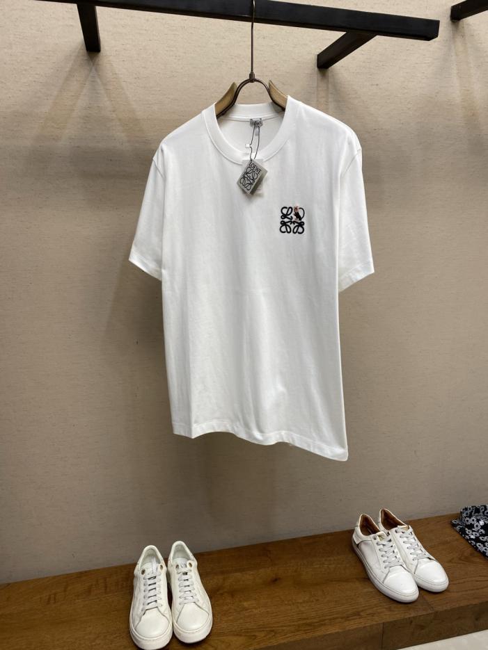 designer,replica,clothing,fake,1:1,lv,luxury,high quality Loewe offers after-sales support after the Chinese New Year. Early Spring Cotton Short-Sleeve T-Shirt (WQNGU) designer,replica,clothing,fake,1:1,lv,luxury,high quality Loewe offers after-sales support after the Chinese New Year. Early Spring Cotton Short-Sleeve T-Shirt (WQNGU)