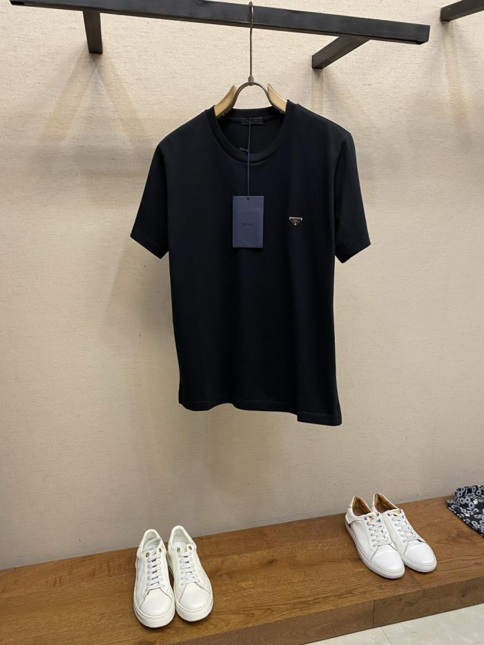 designer,replica,clothing,fake,1:1,lv,luxury,high quality Prada Crew Neck T-Shirt (ZFL4D) designer,replica,clothing,fake,1:1,lv,luxury,high quality Prada Crew Neck T-Shirt (ZFL4D)