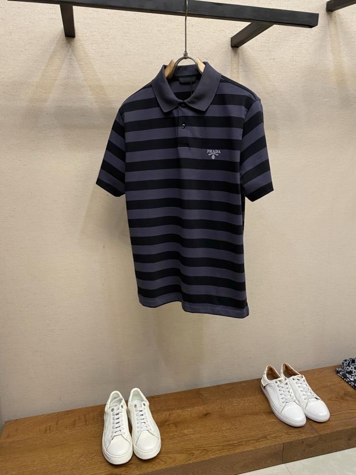 designer,replica,clothing,fake,1:1,lv,luxury,high quality Prada’s new striped polo shirt (B7AA2) designer,replica,clothing,fake,1:1,lv,luxury,high quality Prada’s new striped polo shirt (B7AA2)