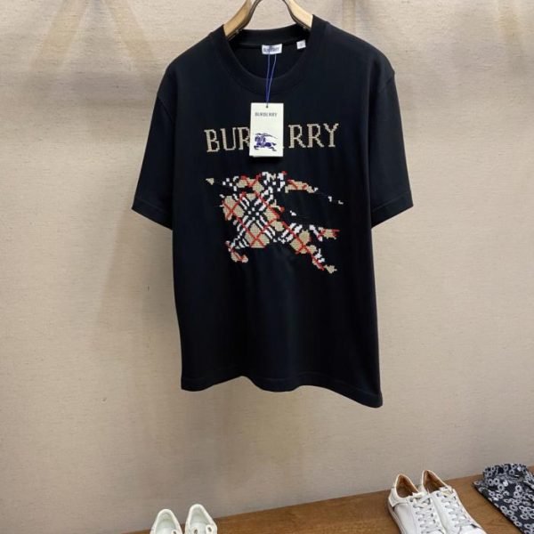 designer,replica,clothing,fake,1:1,lv,luxury,high quality Burberry cross-stitched equestrian logo cotton T-shirt (XA0XB)