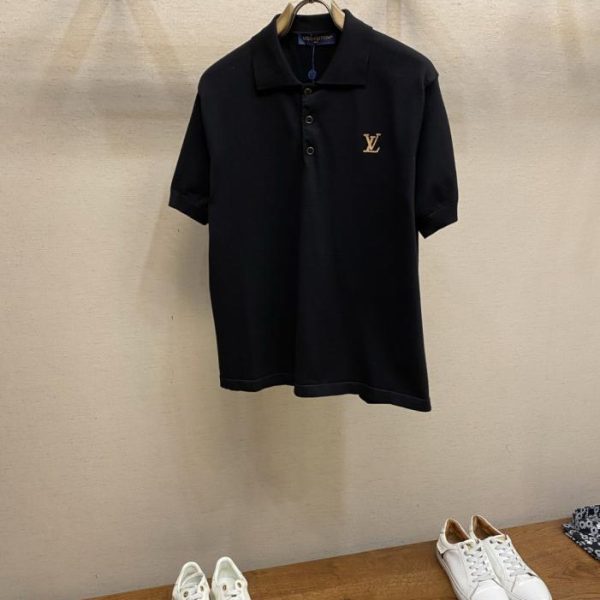 designer,replica,clothing,fake,1:1,lv,luxury,high quality LV Early Spring Knitted Polo Short-Sleeve T-Shirt with Letter Leather Label (J1N4Y)