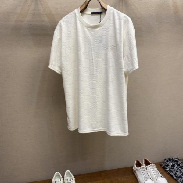 designer,replica,clothing,fake,1:1,lv,luxury,high quality LV Men’s Damier T-Shirt Crew Neck Short Sleeve Base Layer (62GC2)