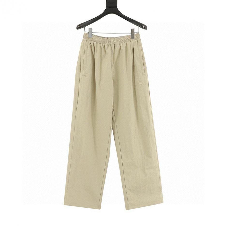 designer,replica,clothing,fake,1:1,lv,luxury,high quality Balenciaga tracksuit pants with front and back semi-circular letter embroidery (2DFC) designer,replica,clothing,fake,1:1,lv,luxury,high quality Balenciaga tracksuit pants with front and back semi-circular letter embroidery (2DFC)