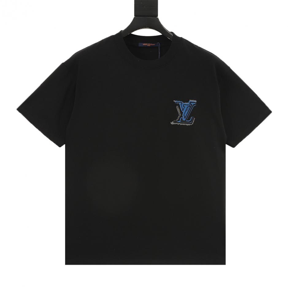 designer,replica,clothing,fake,1:1,lv,luxury,high quality LOUIS VUITTON short-sleeved shirt with embroidered logo on the front and back (97E7) designer,replica,clothing,fake,1:1,lv,luxury,high quality LOUIS VUITTON short-sleeved shirt with embroidered logo on the front and back (97E7)