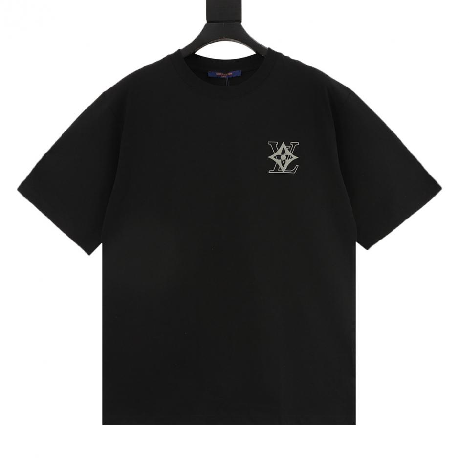 designer,replica,clothing,fake,1:1,lv,luxury,high quality LOUIS VUITTON four-leaf clover signature logo foam print short-sleeved T-shirt (6B30) designer,replica,clothing,fake,1:1,lv,luxury,high quality LOUIS VUITTON four-leaf clover signature logo foam print short-sleeved T-shirt (6B30)