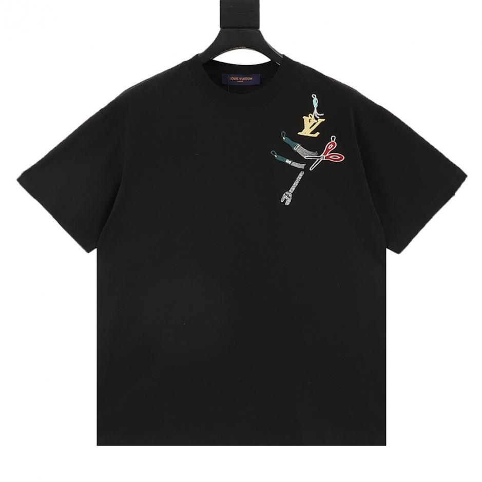 designer,replica,clothing,fake,1:1,lv,luxury,high quality LOUIS VUITTON Short-sleeved T-shirt with Tool Pouch (8534) designer,replica,clothing,fake,1:1,lv,luxury,high quality LOUIS VUITTON Short-sleeved T-shirt with Tool Pouch (8534)