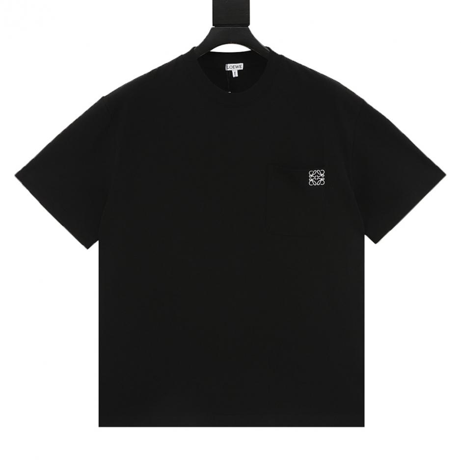 designer,replica,clothing,fake,1:1,lv,luxury,high quality Loewe short-sleeved shirt with small embroidered logo on the pocket (3FF8) designer,replica,clothing,fake,1:1,lv,luxury,high quality Loewe short-sleeved shirt with small embroidered logo on the pocket (3FF8)