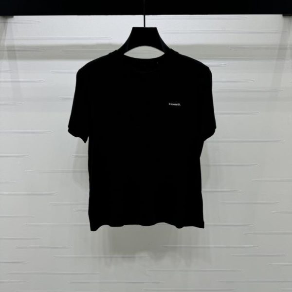 designer,replica,clothing,fake,1:1,lv,luxury,high quality CHANEL Double C Metal Logo Short-Sleeve T-Shirt (JEKFR)