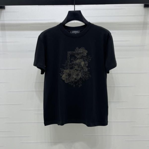 designer,replica,clothing,fake,1:1,lv,luxury,high quality CHANEL Camellia Short-Sleeve T-Shirt with Beaded Shoulders (M5FF8)