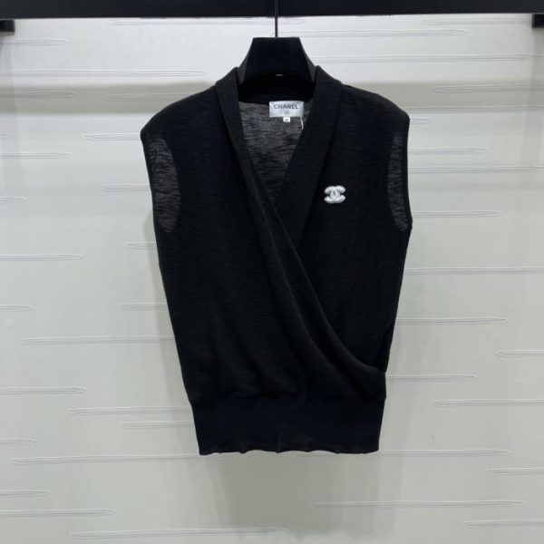 designer,replica,clothing,fake,1:1,lv,luxury,high quality CHANEL off-white knit cardigan (8VL2B)