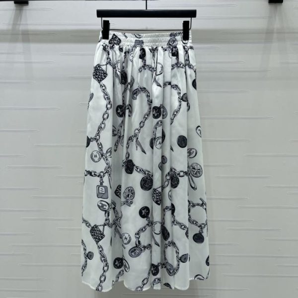 designer,replica,clothing,fake,1:1,lv,luxury,high quality CHANEL Chain and Gold Coin Print Midi Skirt (EUG8L)