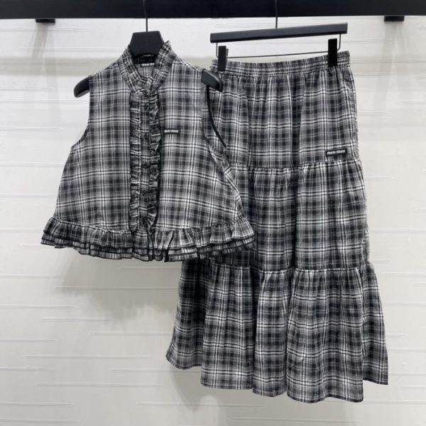 designer,replica,clothing,fake,1:1,lv,luxury,high quality MiuMiu Checkered Ruffled Vest and Skirt Set (CHMY9)