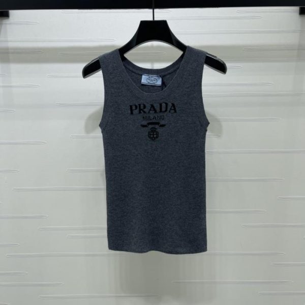 designer,replica,clothing,fake,1:1,lv,luxury,high quality Prada Crew Neck Slim Fit Knit Vest (7A3XJ)