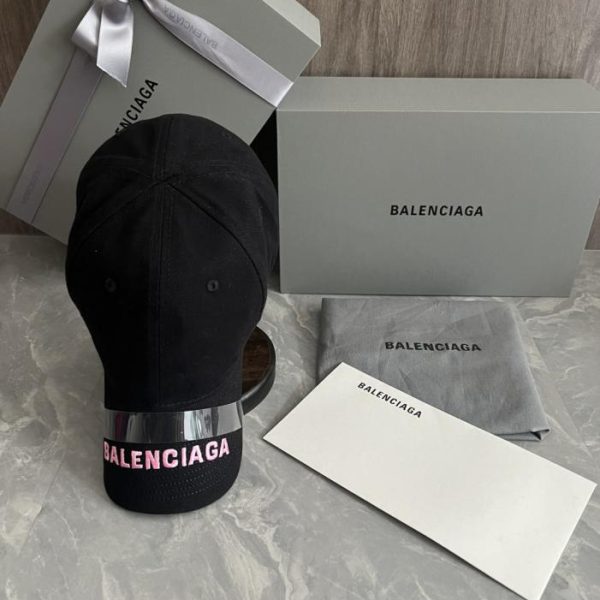 designer,replica,clothing,fake,1:1,lv,luxury,high quality Balenciaga baseball cap (retail import version) with Balenciaga embroidered logo on the front (DVE2AJ).