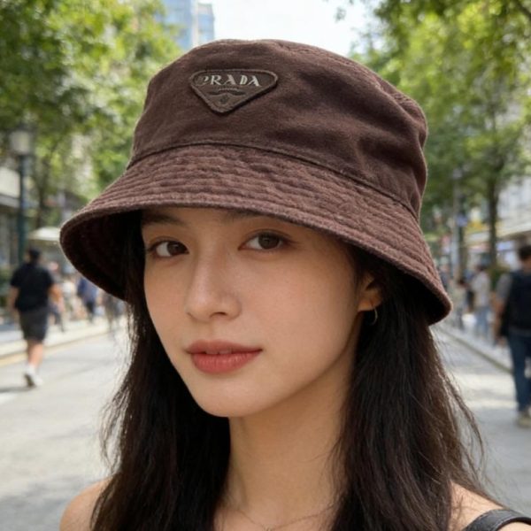 designer,replica,clothing,fake,1:1,lv,luxury,high quality Prada triangular logo fisherman’s hat (IZTNLA)