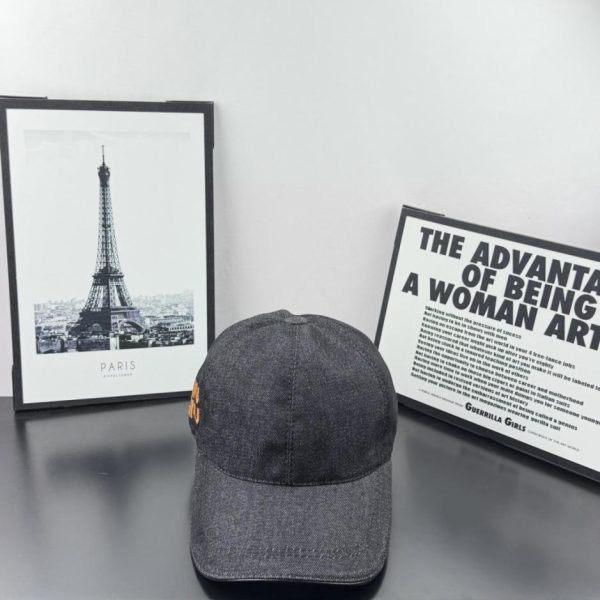 designer,replica,clothing,fake,1:1,lv,luxury,high quality MiuMiu’s latest original baseball cap (IE4DUM)