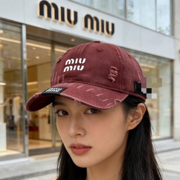 designer,replica,clothing,fake,1:1,lv,luxury,high quality MiuMiu ripped cap (H1D842)