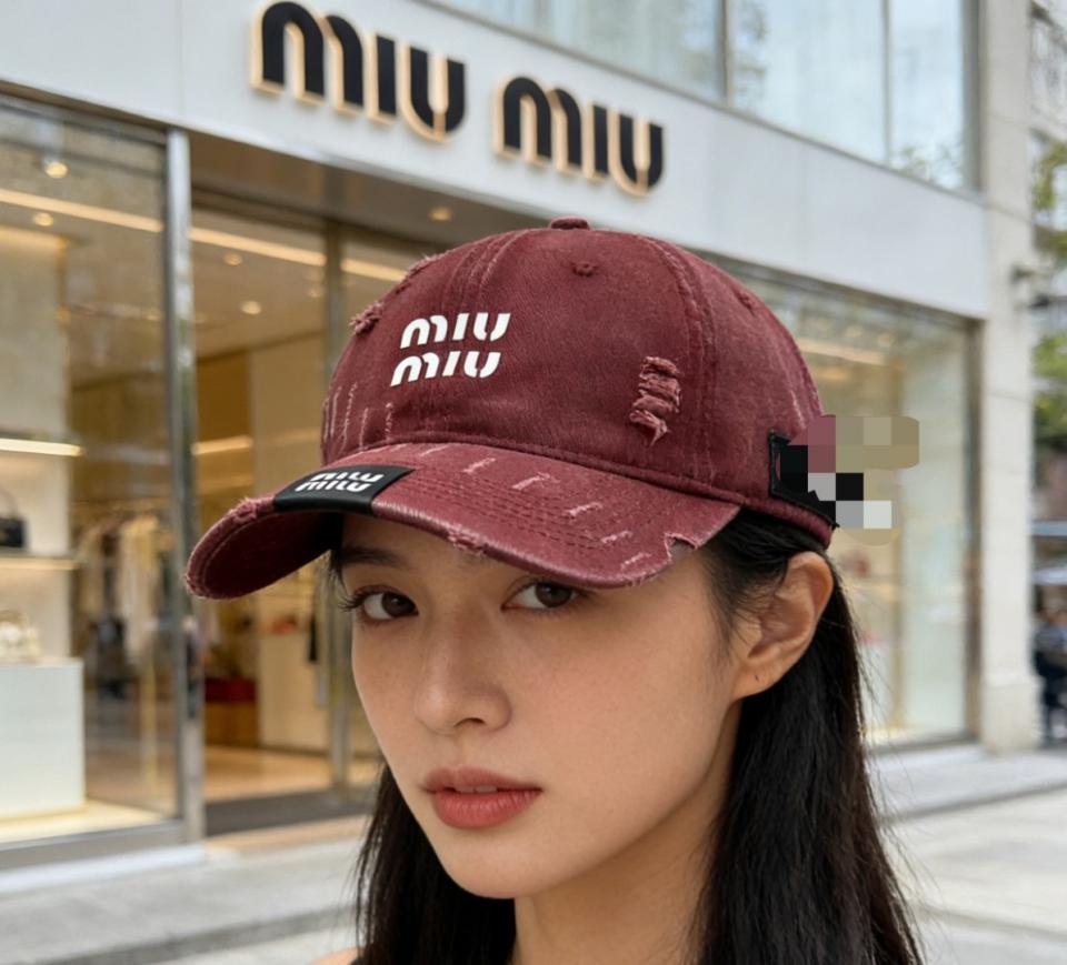 designer,replica,clothing,fake,1:1,lv,luxury,high quality MiuMiu ripped cap (H1D842) designer,replica,clothing,fake,1:1,lv,luxury,high quality MiuMiu ripped cap (H1D842)