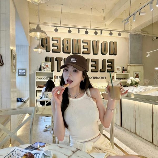 designer,replica,clothing,fake,1:1,lv,luxury,high quality MiuMiu Retro Baseball Cap | Short Brim + Washed Distressed Finish (EXOU38)